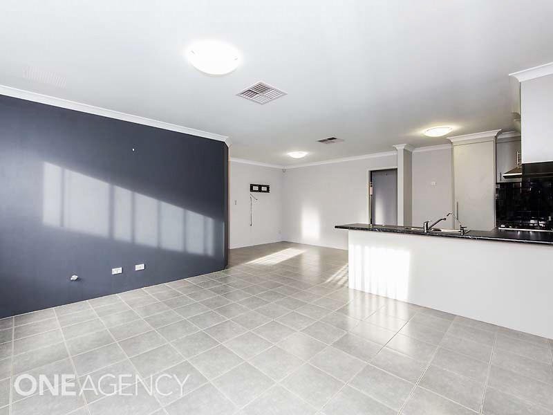 8 Torrey Crescent, Aubin Grove WA 6164