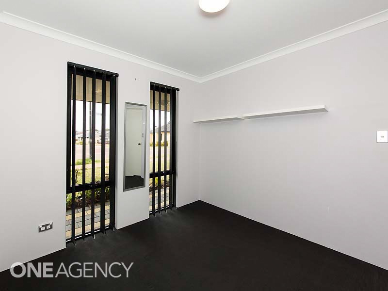 8 Torrey Crescent, Aubin Grove WA 6164