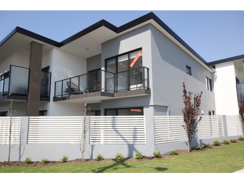 4/14 Davilak Avenue, Hamilton Hill WA 6163