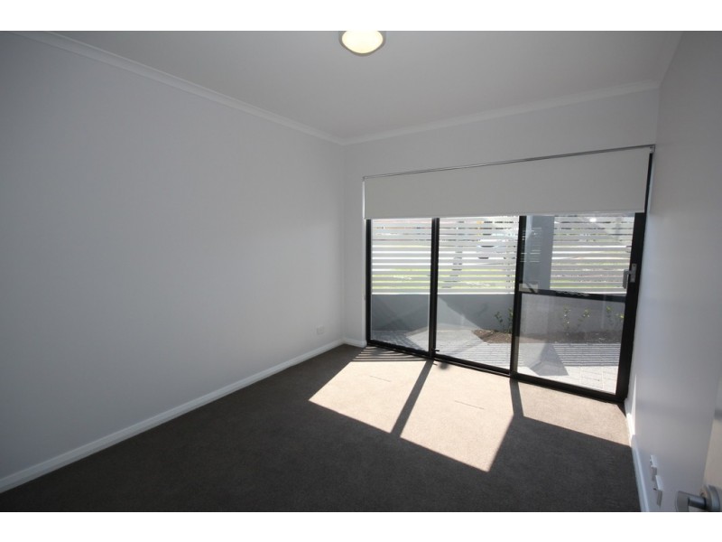 4/14 Davilak Avenue, Hamilton Hill WA 6163