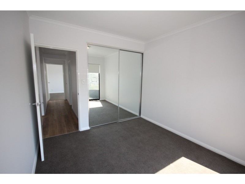 4/14 Davilak Avenue, Hamilton Hill WA 6163