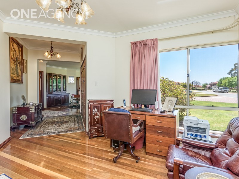 61 Sandringham Promenade, Canning Vale WA 6155