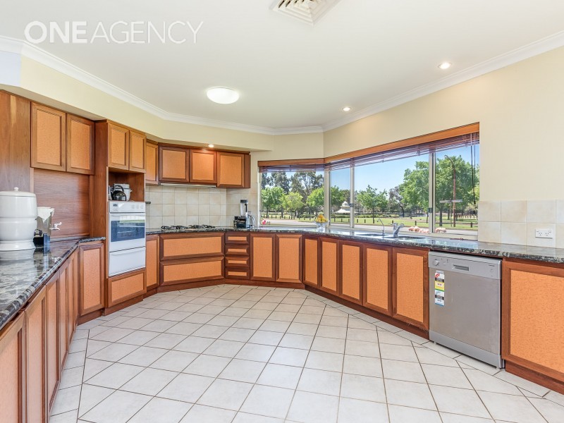 61 Sandringham Promenade, Canning Vale WA 6155