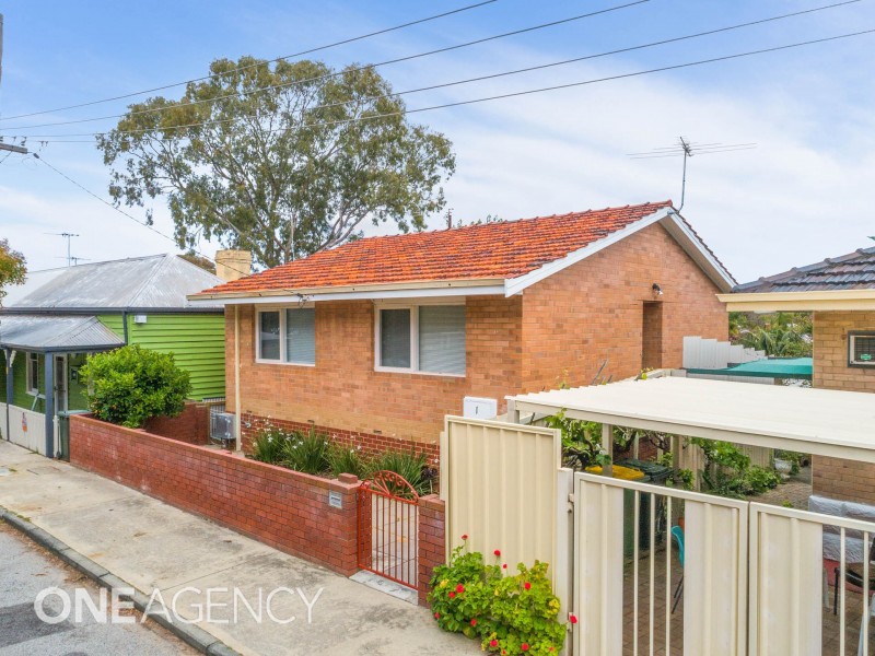 1 Reuben Street, Beaconsfield WA 6162