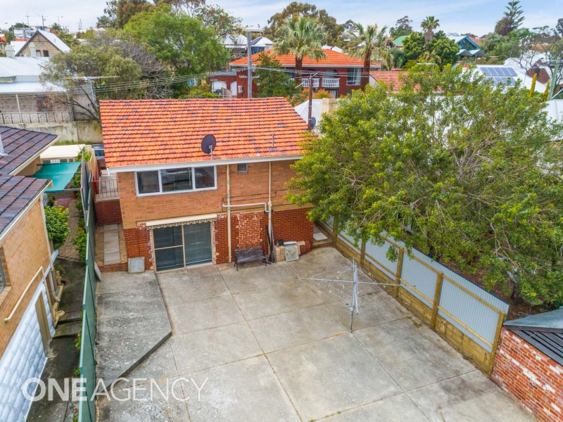 1 Reuben Street, Beaconsfield WA 6162