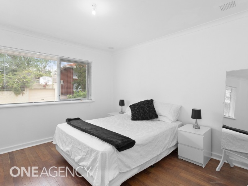 1 Reuben Street, Beaconsfield WA 6162