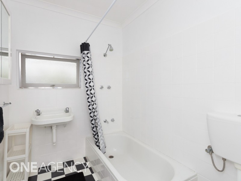 1 Reuben Street, Beaconsfield WA 6162