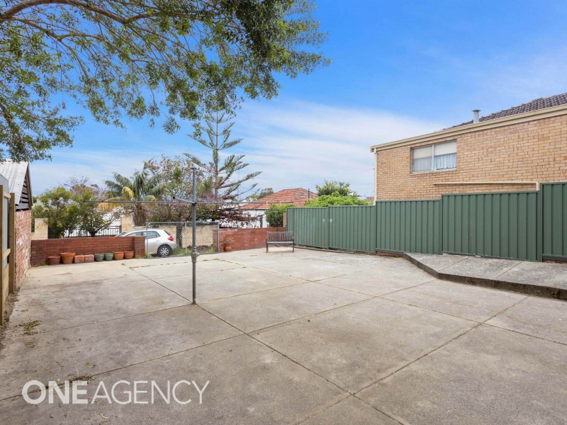 1 Reuben Street, Beaconsfield WA 6162