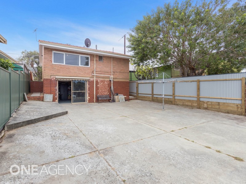 1 Reuben Street, Beaconsfield WA 6162