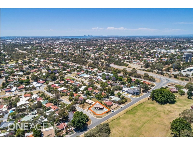 18 Cutts Street, Hamilton Hill WA 6163