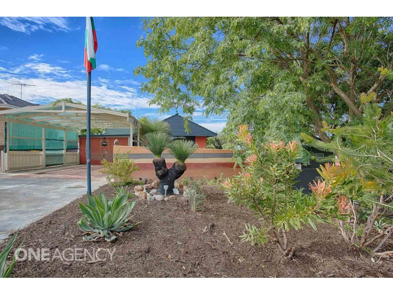 62 Samson Street, White Gum Valley WA 6162