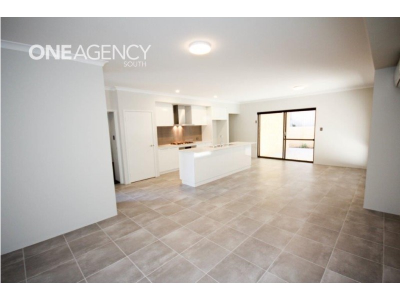 22b Ives Street, Hamilton Hill WA 6163