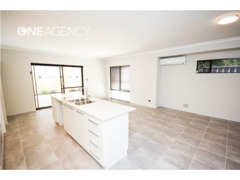 22b Ives Street, Hamilton Hill WA 6163