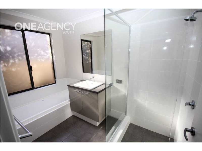 22b Ives Street, Hamilton Hill WA 6163