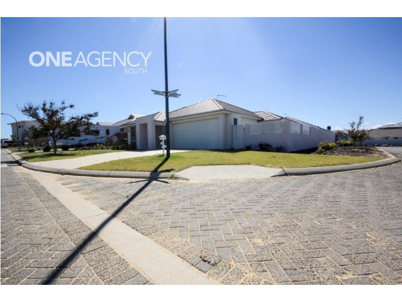 14 Venulosa Avenue, Halls Head WA 6210