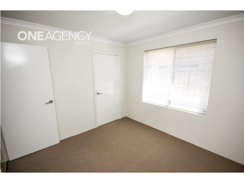 14 Venulosa Avenue, Halls Head WA 6210
