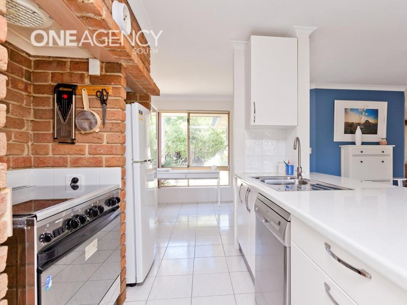 12 Hamlet Court, Bibra Lake WA 6163