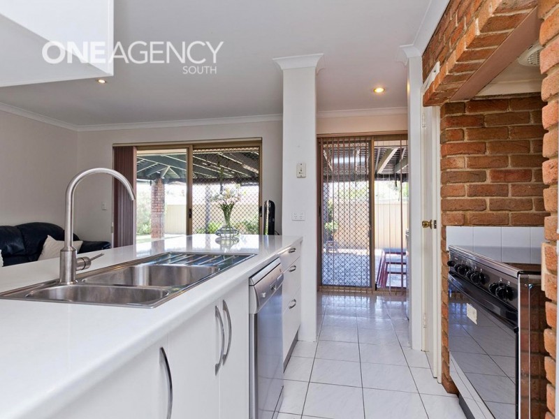 12 Hamlet Court, Bibra Lake WA 6163