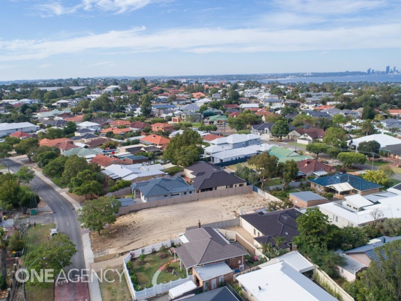 48 Redwood Crescent, Melville WA 6156