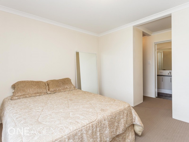 14 Dempsey Road, Piara Waters WA 6112