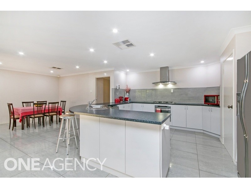 13 Coppito Circle, Beeliar WA 6164