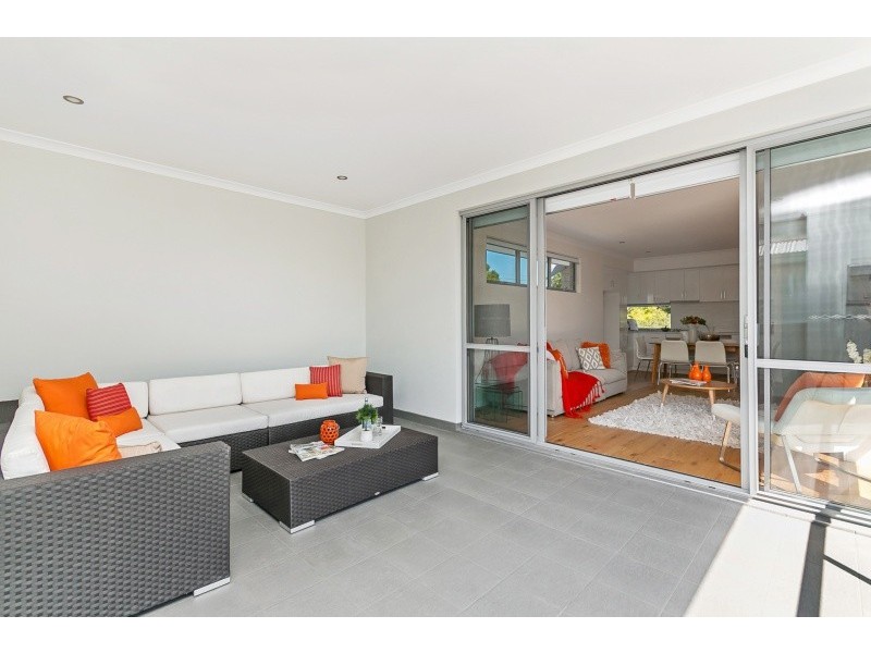 15 Emilia Street, Coolbellup WA 6163