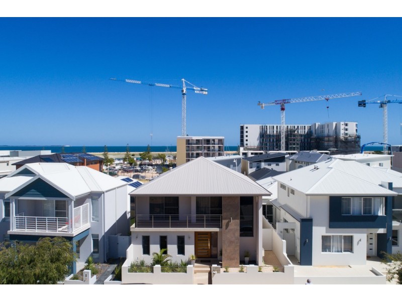 12 Wanstead Street, North Coogee WA 6163