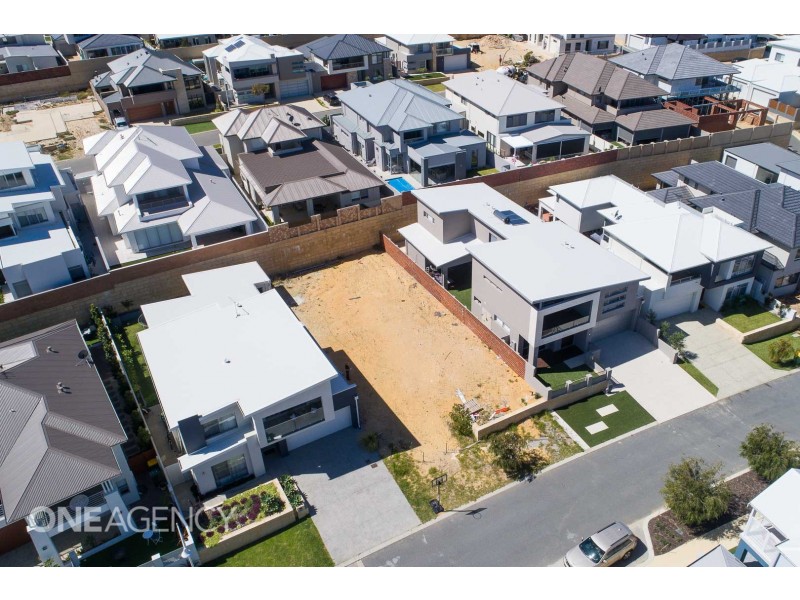 12 Wanstead Street, North Coogee WA 6163