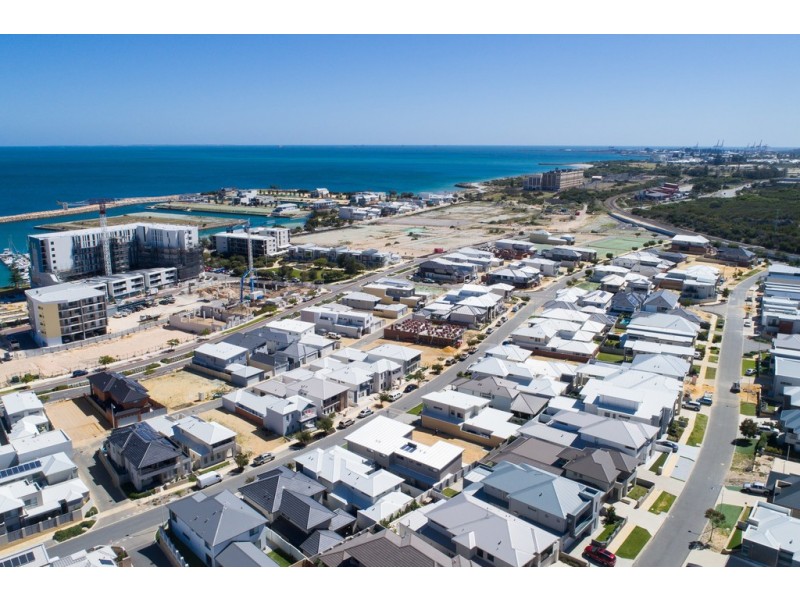 12 Wanstead Street, North Coogee WA 6163