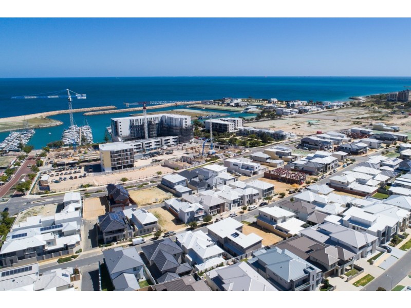 12 Wanstead Street, North Coogee WA 6163