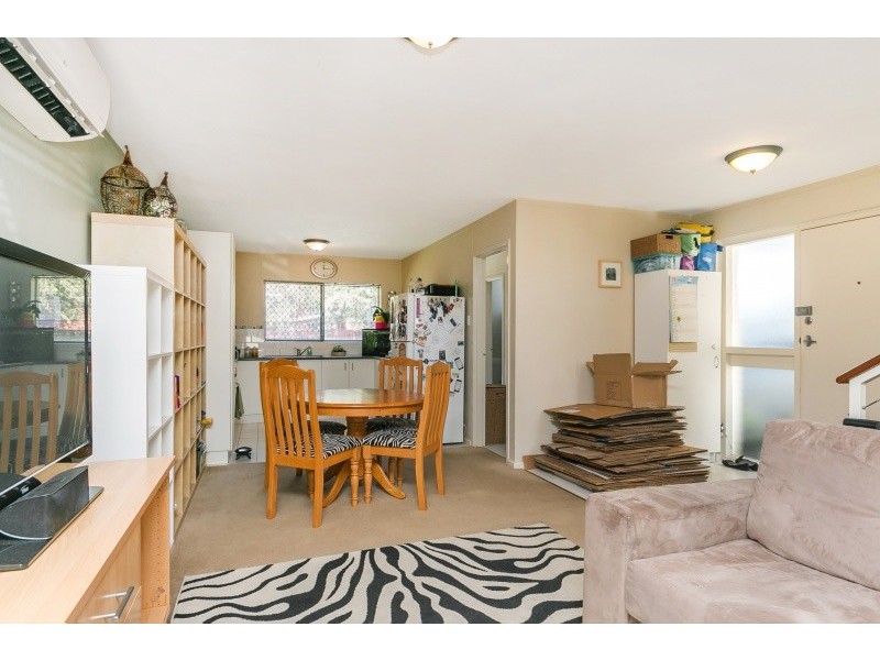 6/27 Melinga Court, Karawara WA 6152