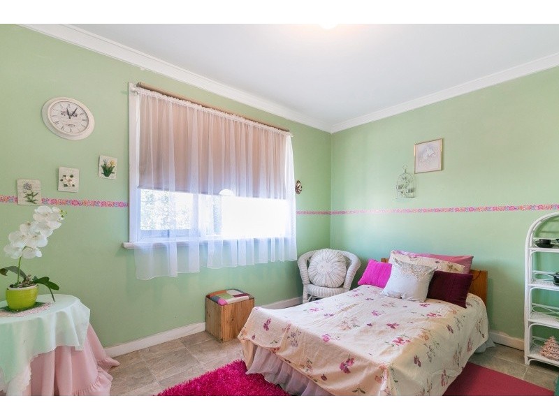 122 Kitchener Road, Alfred Cove WA 6154