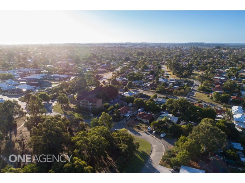 8 Dorcas Way, Coolbellup WA 6163