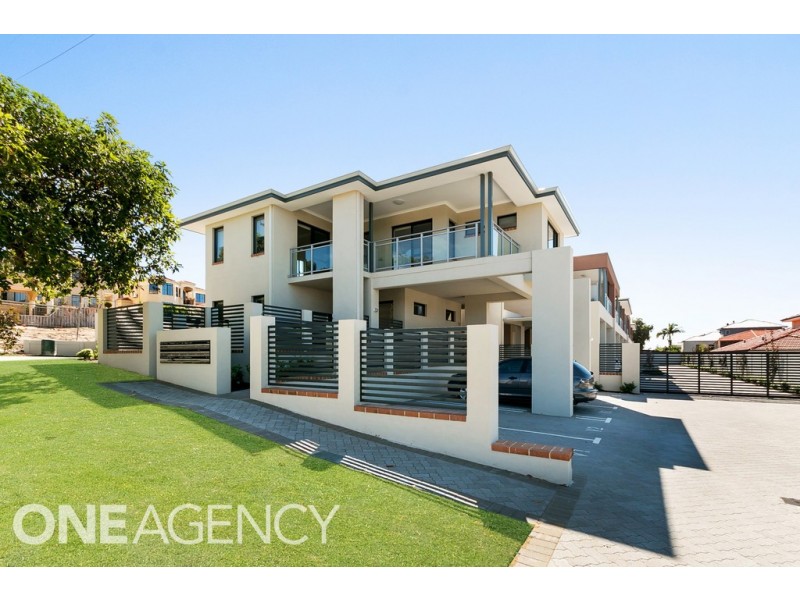 7 Birdwood Road, Melville WA 6156