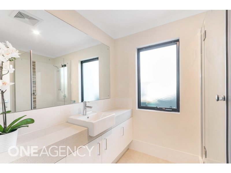 7 Birdwood Road, Melville WA 6156