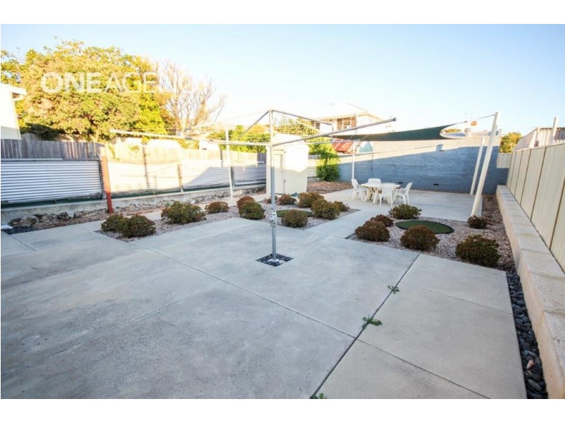 15 South Street, South Fremantle WA 6162