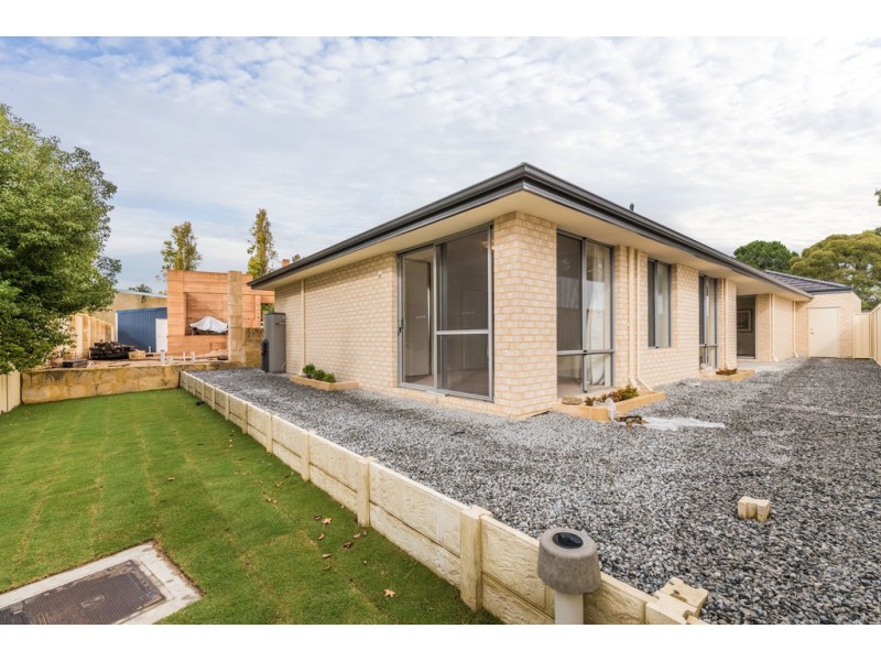 26 Monaco Avenue, North Lake WA 6163