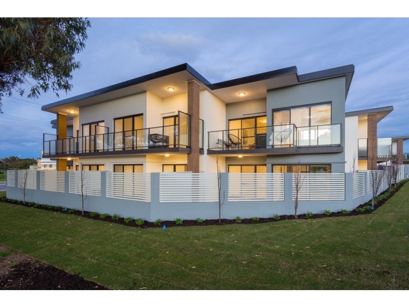 11/14 Davilak Avenue, Hamilton Hill WA 6163