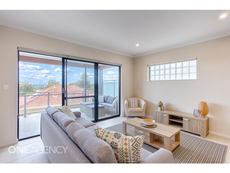 14/7 Birdwood Road, Melville WA 6156