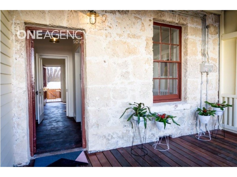 17 Henderson Street, Fremantle WA 6160