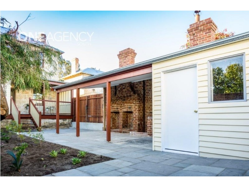 17 Henderson Street, Fremantle WA 6160