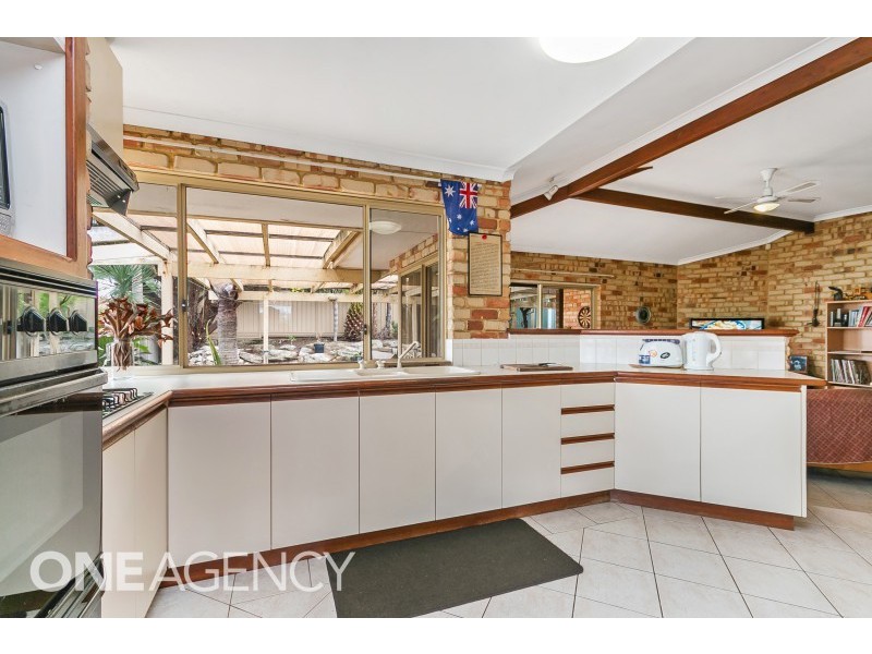 19 Fern Leaf Court, Leeming WA 6149