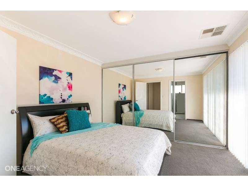 2 Bovell Gardens, Leeming WA 6149