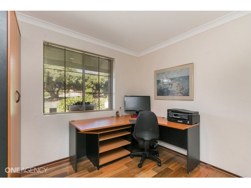 2 Bovell Gardens, Leeming WA 6149