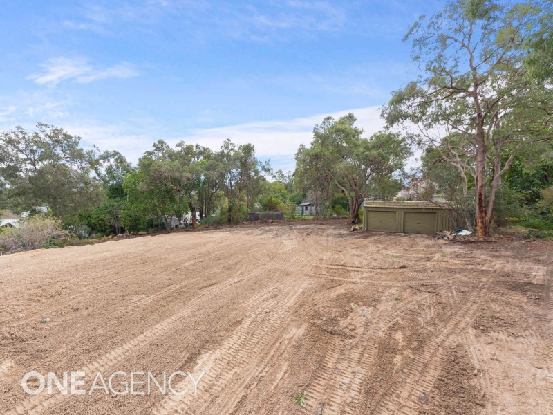 3 Stuart Crescent, Lesmurdie WA 6076