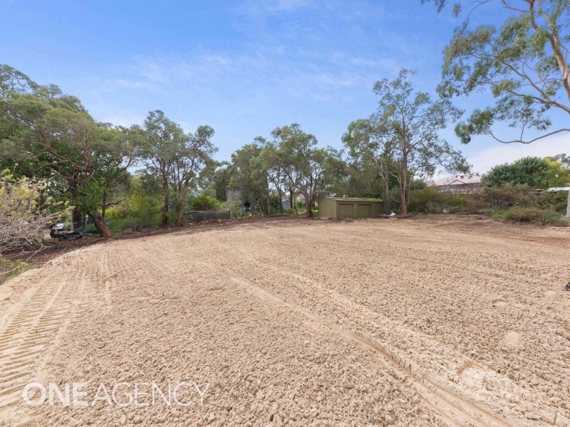 3 Stuart Crescent, Lesmurdie WA 6076