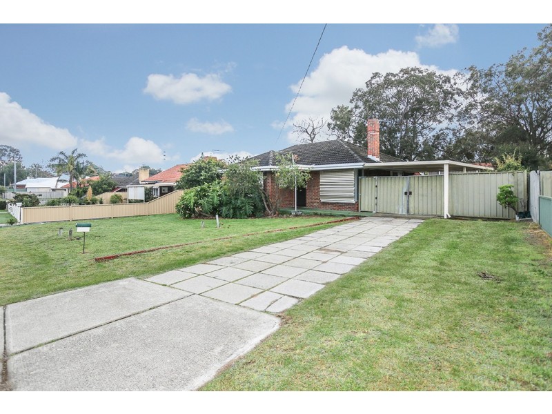 18 Williams Road, Coolbellup WA 6163