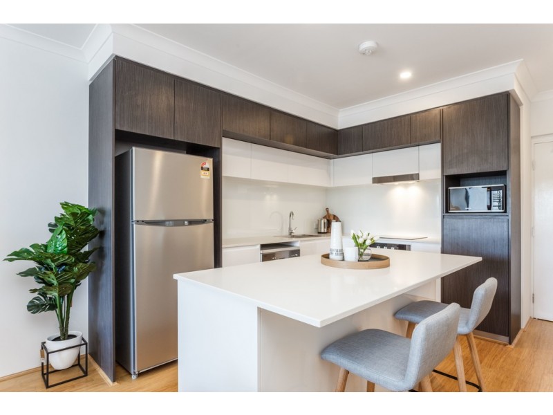 180 Bartram Road, Atwell WA 6164