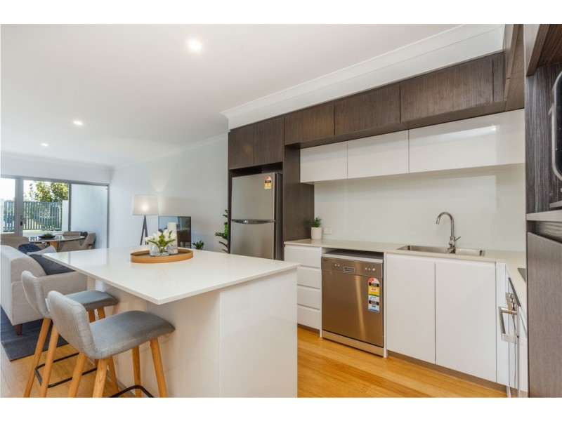 180 Bartram Road, Atwell WA 6164