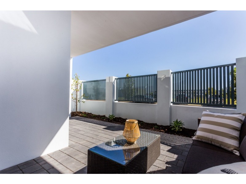 180 Bartram Road, Atwell WA 6164